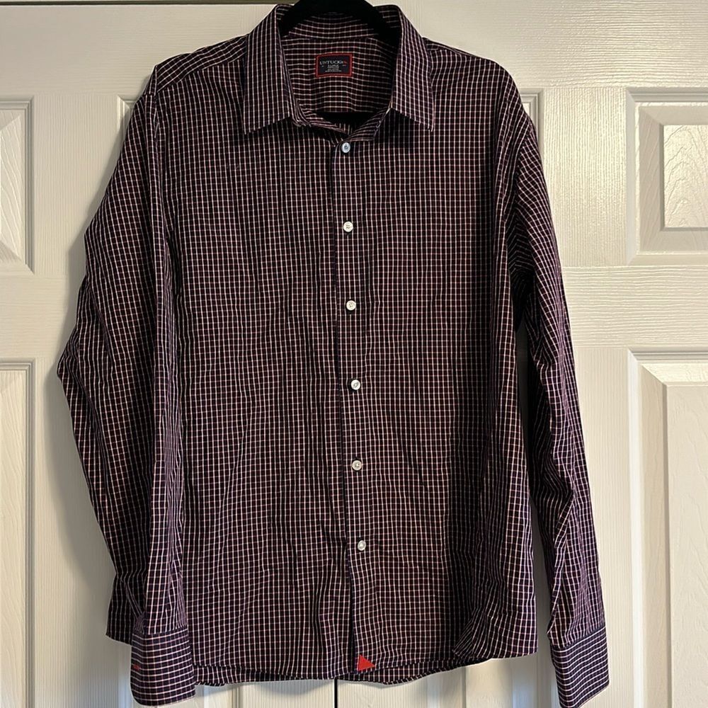 Untuckit Men’s Navy Blue & Maroon Checkered Button Down Shirt